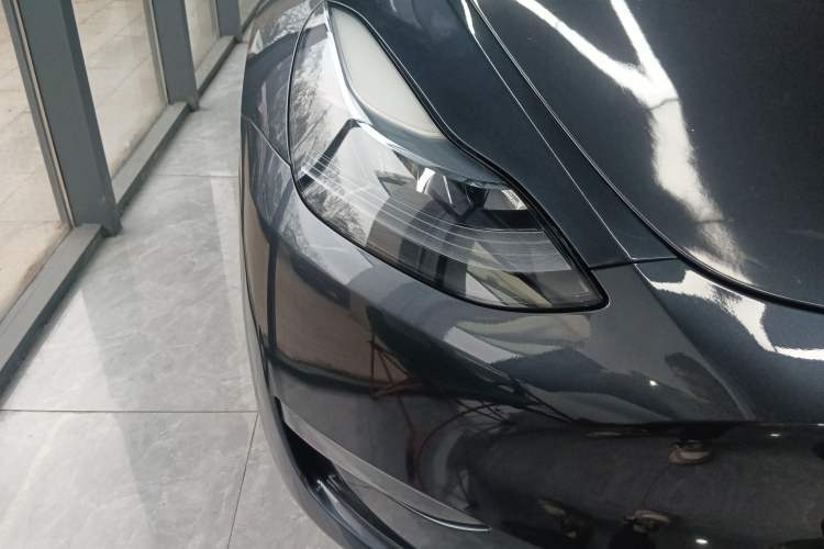 Used Tesla Model Y 2024 Long-Range All-Wheel-Drive Version Right Front Headlight