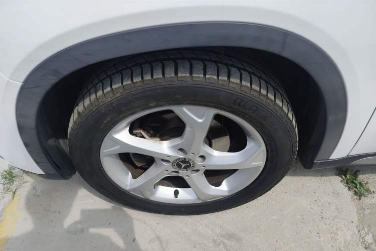 Used Mercedes-Benz GLA 2018 GLA 200 Sport Edition Left Front Wheel Hub