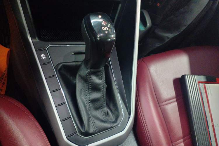 Used Volkswagen Polo 2019 Plus 1.5L Automatic Panoramic Enjoyment Edition Gear Lever