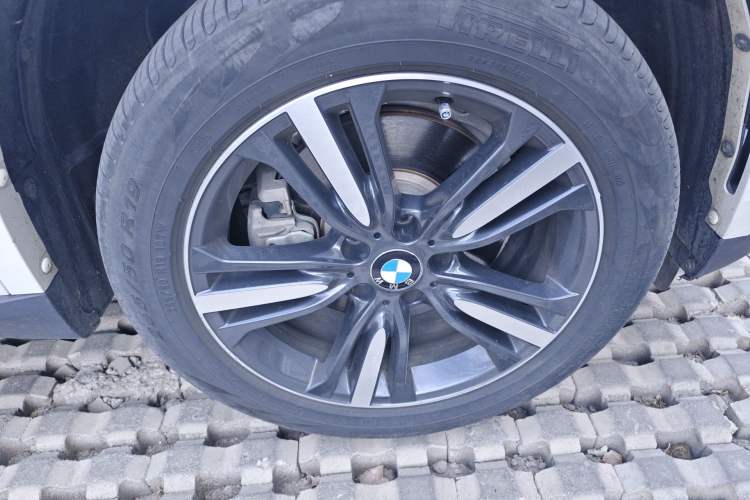 Used BMW X5 2017 xDrive35i Elegant Edition
