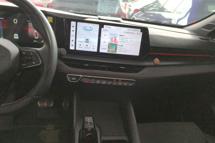 Used Geely Auto Binray 2022 Binrui COOL 1.5T DCT Electric Edition Audio And AC Panel