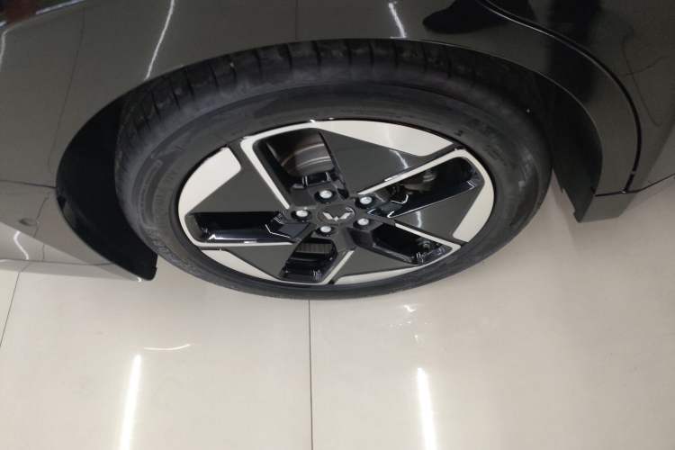 Used Wuling Xingguang 2025 610 km Smart Flagship Version Exterior 5