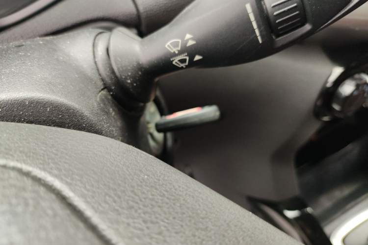 Used Ford EcoSport 2013 1.5L Automatic Fashion Model