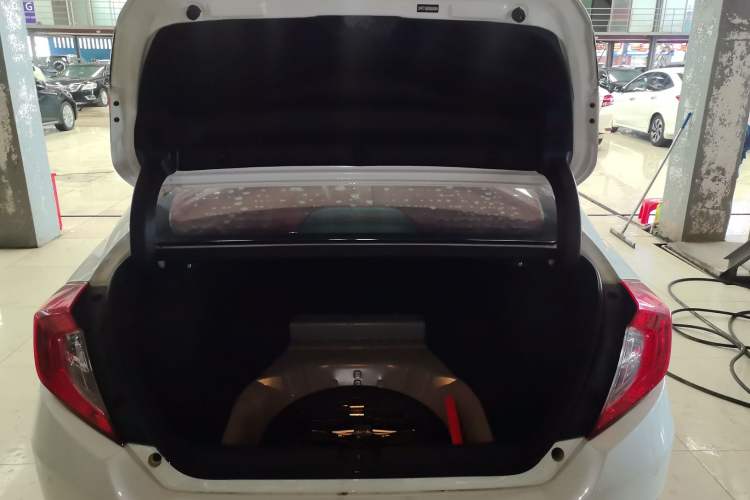 Used Honda Civic 2016 220TURBO CVT Luxury Edition
