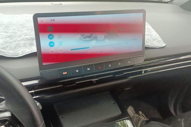 Used MG 4 EV 2023 415 km Range Sea-Faring Champion Edition
