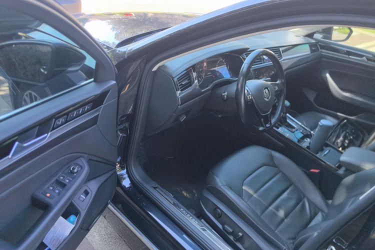 Used Volkswagen Phideon 2018 Revised Version 380TSI Two-Wheel Drive Business Edition
