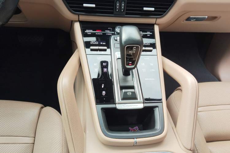 Used Porsche Cayenne E-Hybrid 2020 Cayenne E-Hybrid 2.0T
