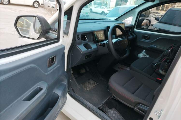 Used Yufeng Yufeng Gold Warehouse 2025 Model Value Edition, 42.3 kWh
