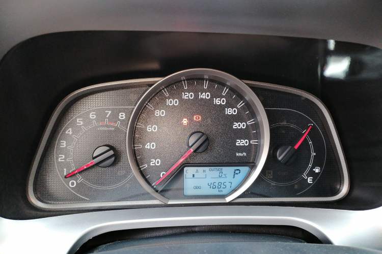 Used Toyota RAV4 2019 2.0L CVT Two-Wheel Drive Pioneer Edition China V Standard
