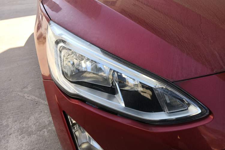 Used Ford Focus 2019 Sedan EcoBoost 125 Automatic Trendy Model China V Standard Right Front Headlight