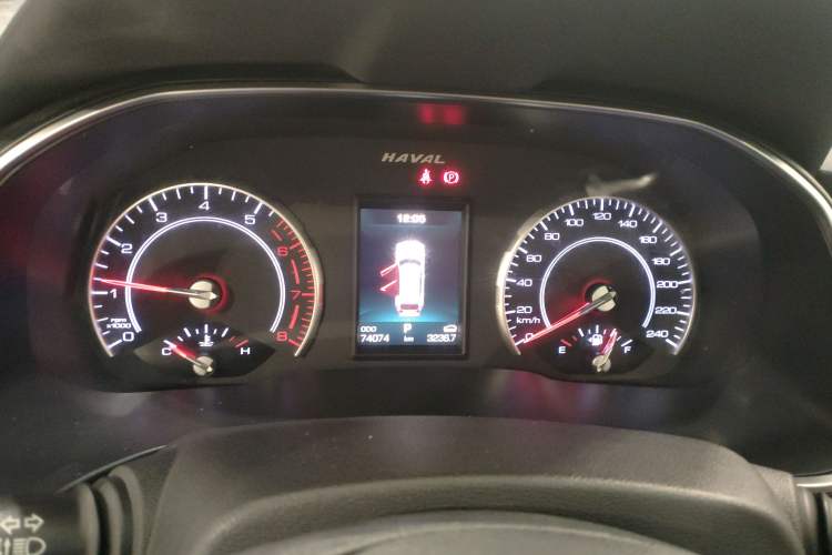 Used Haval H6 2017 Blue Label 1.5T Automatic Two-Wheel Drive ZhiShang Model Instrument Cluster