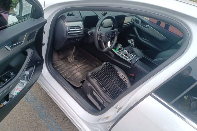 Used BYD Qin Pro New Energy 2019 EV Super Edition Standard Version Smart Connect Leading Style Driver Seat