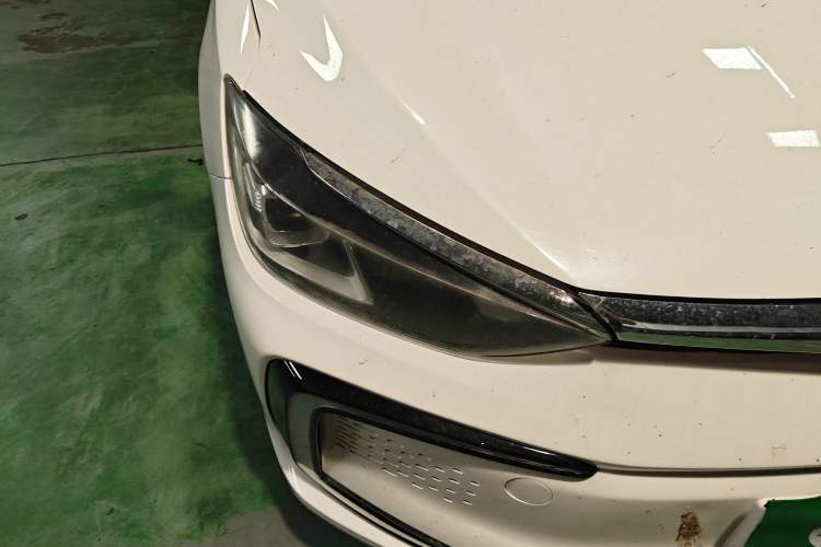 Used BAIC Beijing EU5 