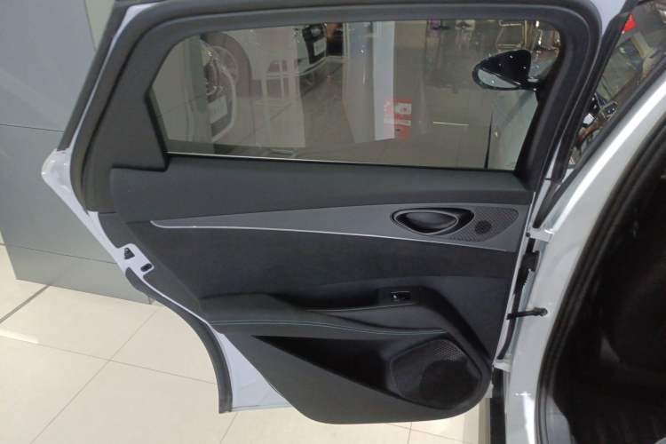 Used BYD Seal 06 New Energy 2024 DM-i 120KM Prestige Model