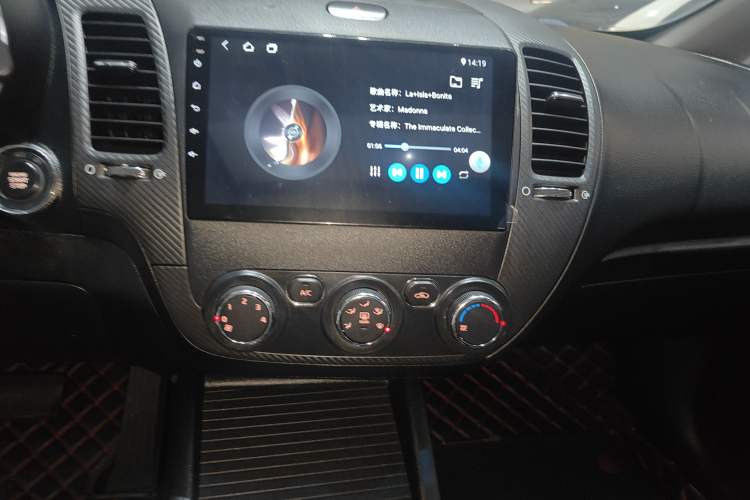 Used Kia K3 2017 1.6L Automatic 15th Anniversary Special Edition GLS Audio And AC Panel