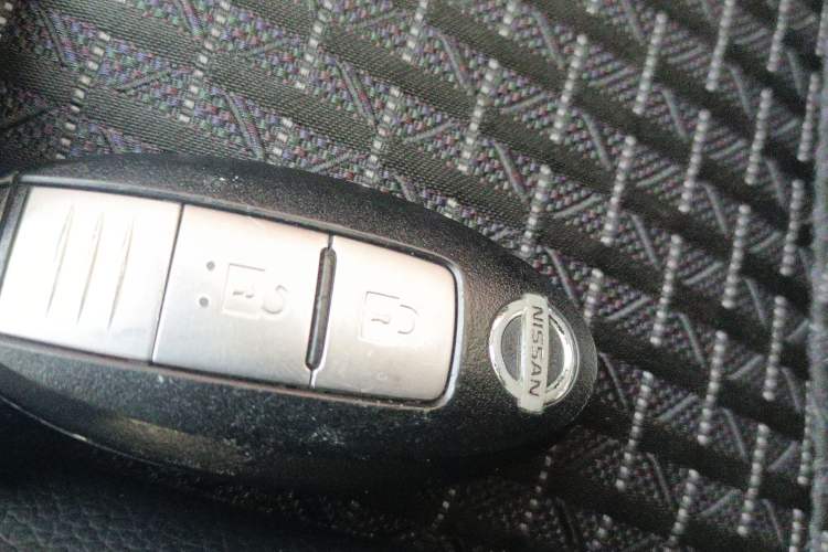 Used Nissan Tiida 2019 1.6L CVT Smart Drive Version China VI Standard