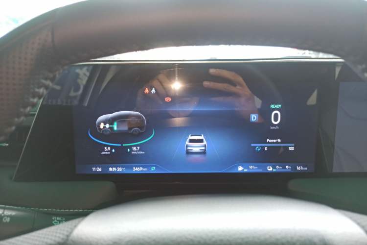 Used Venucia V DD-i 2023 60km iD Version