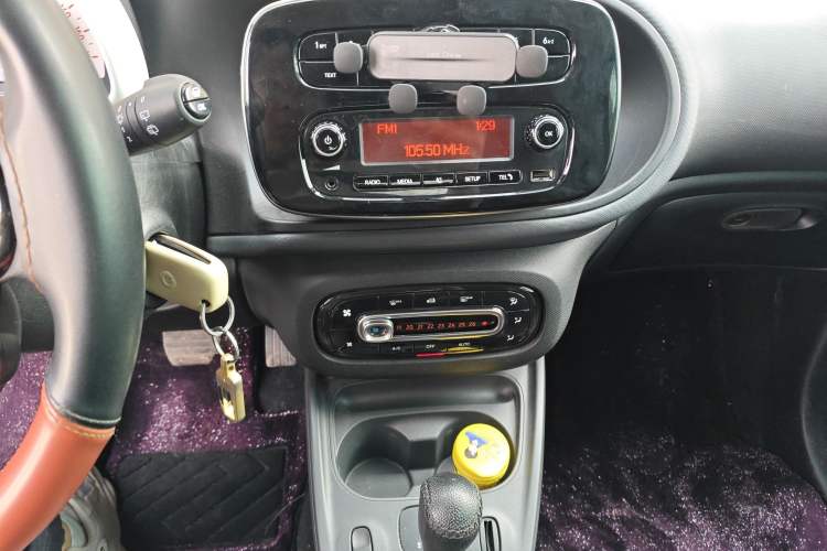 Used smart fortwo 2018 1.0L 52kW Hardtop Dynamic Version China V