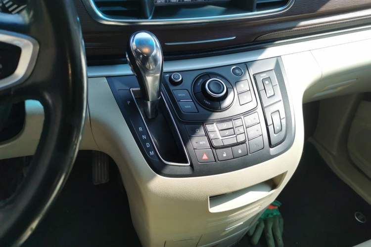 Used Buick GL8 2017 25S Luxury Version China V Standard