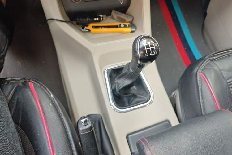 Used FORTHING Lingzhi 2020 M5L 1.6L Base Model 7 Seats