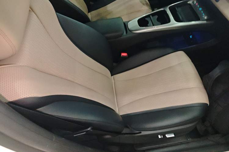 Used BYD Dolphin 2025 Intelligent Driving Version 410 km Fashion Edition Right Front Seat