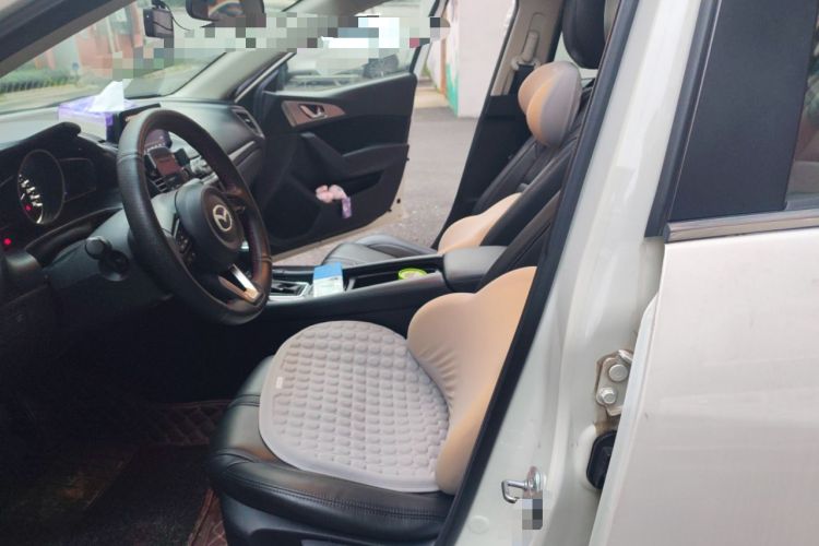 Used Mazda Mazda 3 Axela 2017 Sedan 1.5L Automatic Luxury Model Emission Standard China V
