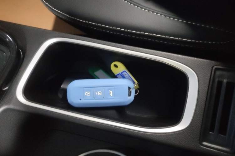 Used Baojun 530 2021 Global Car Anniversary Edition 1.5T CVT Luxury Model 5 Seats
