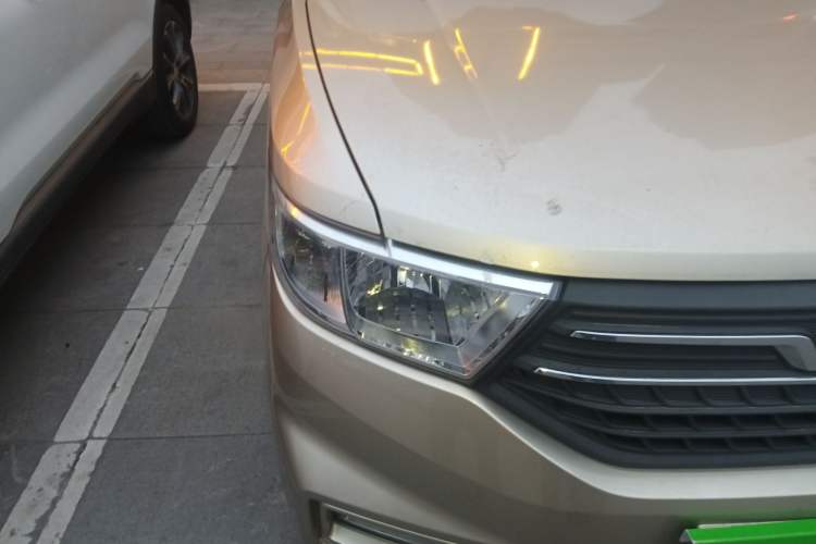 Used Wuling Hongguang V 2022 1.5L Enjoy Edition Electric-Powered LAR
