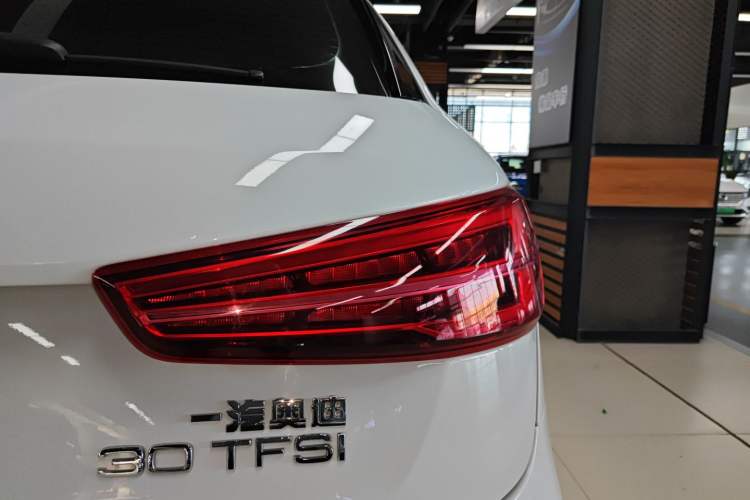 Used Audi Q3 2018 30 TFSI Fashion Edition Collector's Version