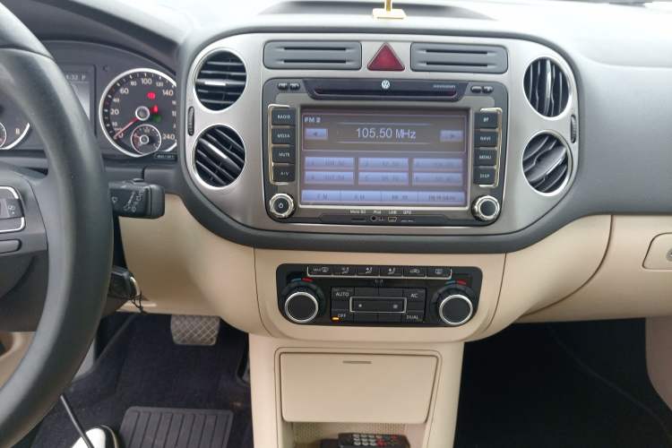 Used Volkswagen Tiguan 2010 2.0 TSI Automatic All-Wheel-Drive Elite Edition