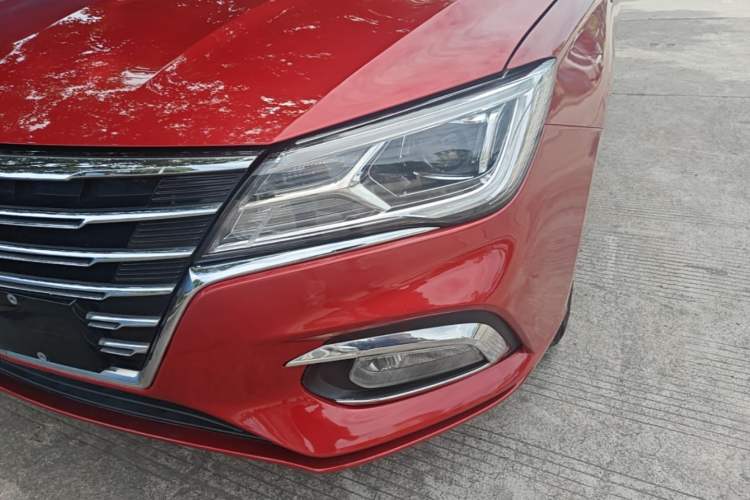 Used Roewe i5 2019 1.5L Automatic 4G Connected Langyue Edition
