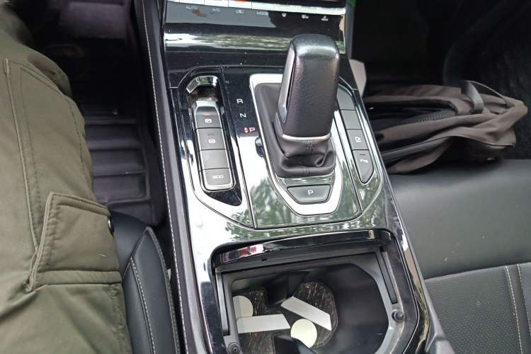 Used Wuling Victory 2020 1.5T CVT Flagship Edition Gear Lever