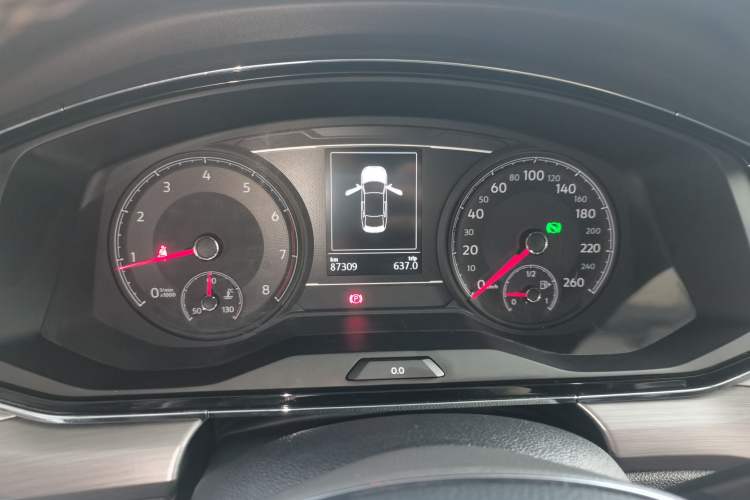 Used Volkswagen Lamando 2021 280TSI DSG Comfort Edition Instrument Cluster