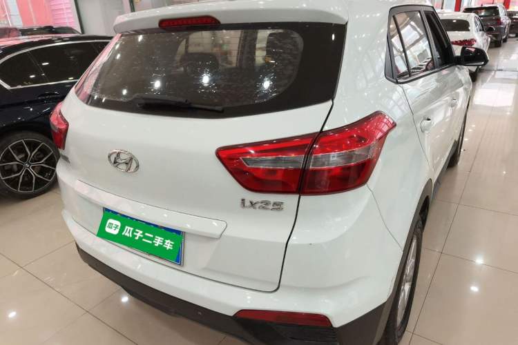 Used Hyundai ix25 2015 1.6L Automatic Two-Wheel Drive Fashionable GS Model Rear Right 45 Deg