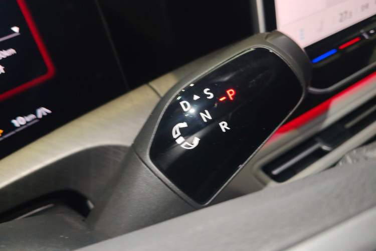 Used Volkswagen Talagon 2026 Model 450TSI Four-Wheel Drive Flagship 6-Seater Gear Lever