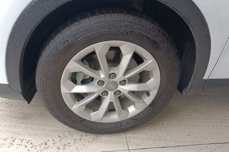 Used Audi Q3 2018 30th Anniversary Edition 30 TFSI Standard Model
