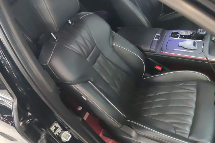 Used GAC Trumpchi GS8 2022 Linghang Series 2.0 TGDI Two-Wheel-Drive Luxury Smart Connectivity Version (7 Seats) Right Front Seat