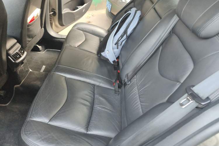 Used Citroen C4L 2013 1.8L Automatic Jingzhi Edition
