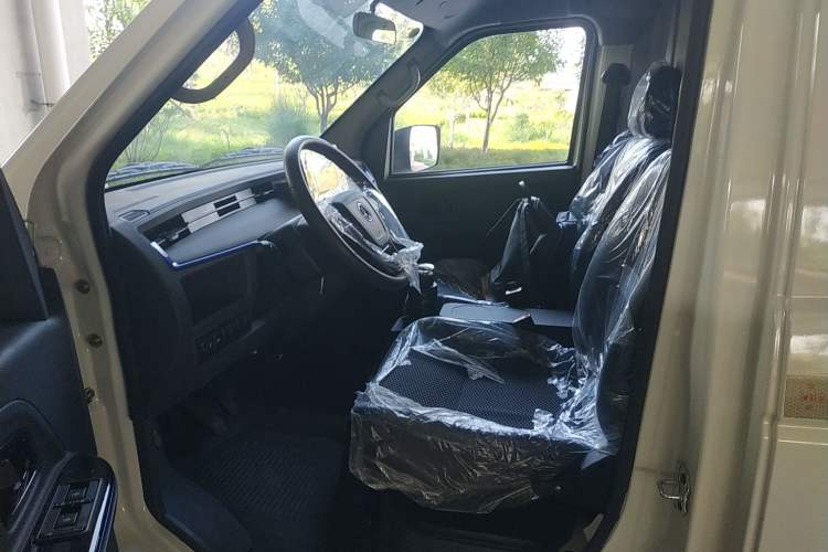 Used Dongfeng Yufeng EM27 2024 EM27L Henan Lidong 41.472 kWh