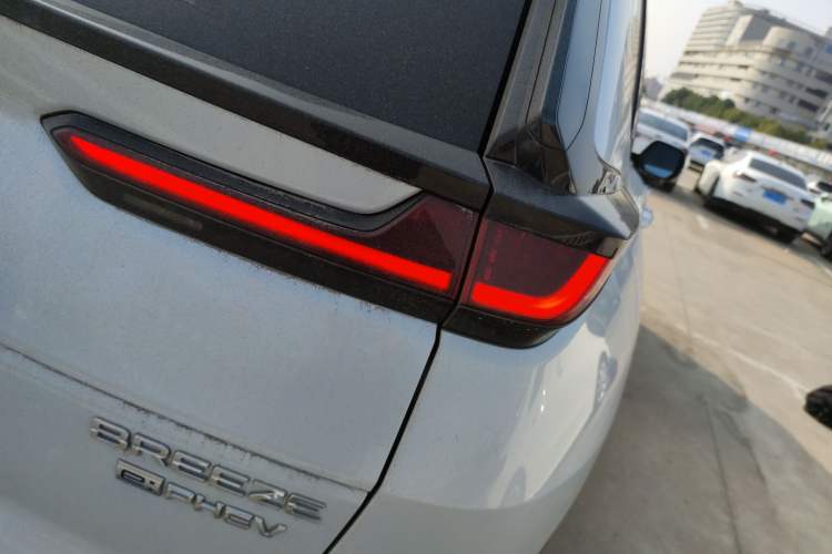 Used Honda Breeze New Energy 2022 ePHEV Prestige Edition
