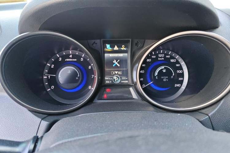 Used CHANGAN CS75 2014 1.8T Automatic Elite Model China IV Standard