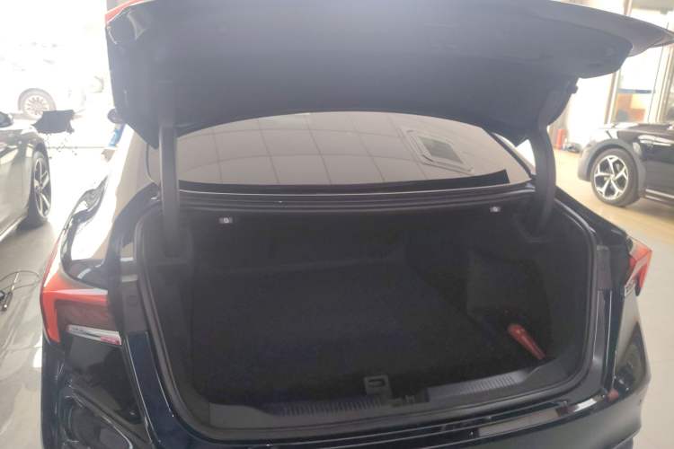 Used Buick LaCrosse 2023 28T Prestige Edition