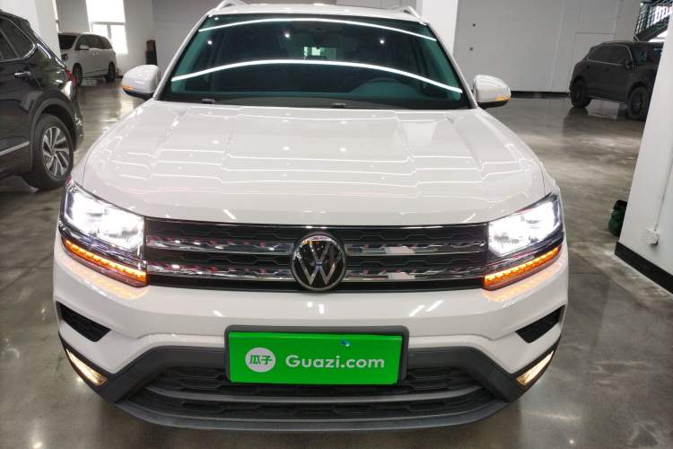 Used Volkswagen Tharu 2021 280TSI Two-Wheel-Drive Luxury Edition Front