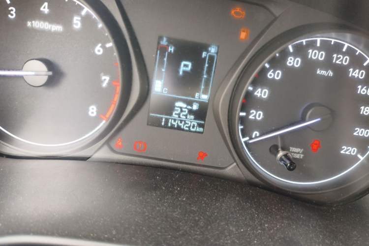 Used Hyundai Verna (older generation) 2017 1.4L Automatic YueXiang Edition China V-standard Odometer Close Up