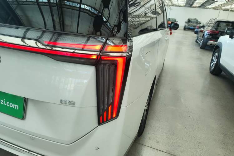 Used GAC Trumpchi E9 2023 E9 PRO Exterior 3