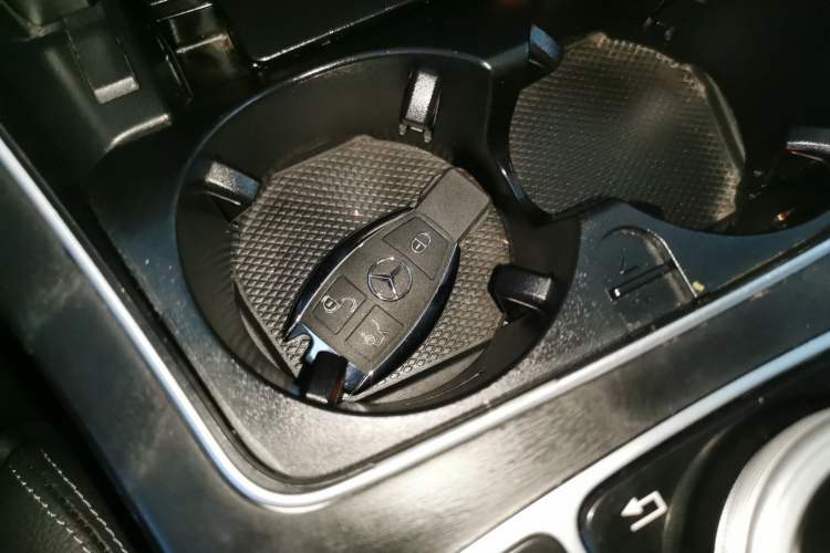 Used Mercedes-Benz C-Class 2018 C 180 L Fashion Edition Sport Version
