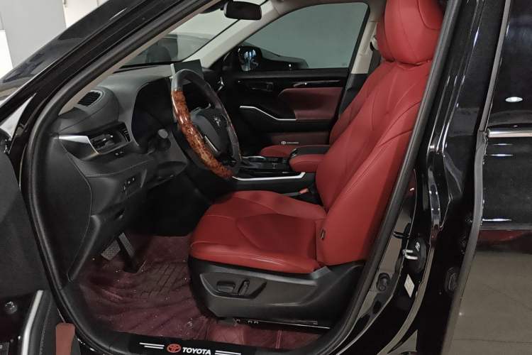 Used Toyota Highlander 2026 Model 2.5L Intelligent Electric Hybrid Dual-Engine Two-Wheel-Drive Elite Edition 5-seater
