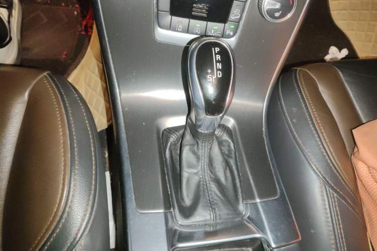 Used Volvo XC60 2015 T5 AWD Zhiyuan Edition