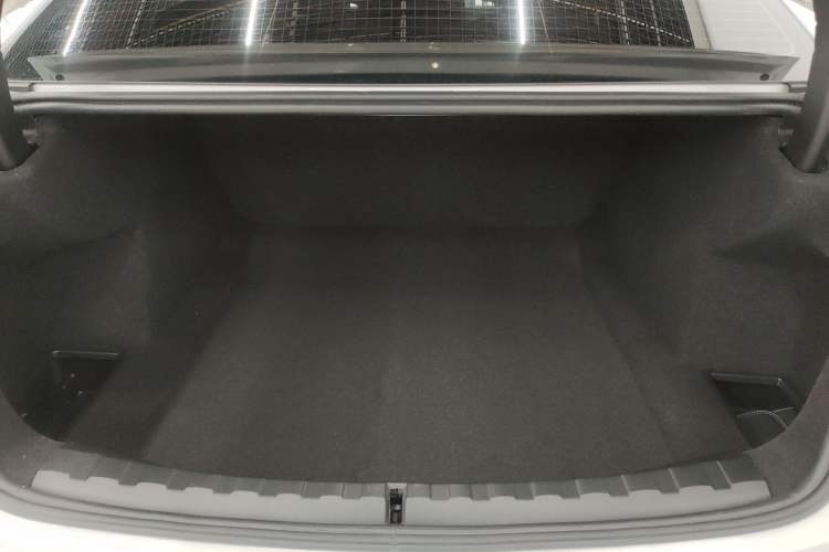 Used BMW 3 Series 2025 325Li M Sport Package