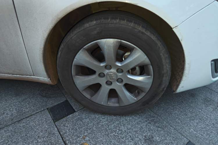 Used Buick Regal 2014 2.0L Leading Fashion Edition